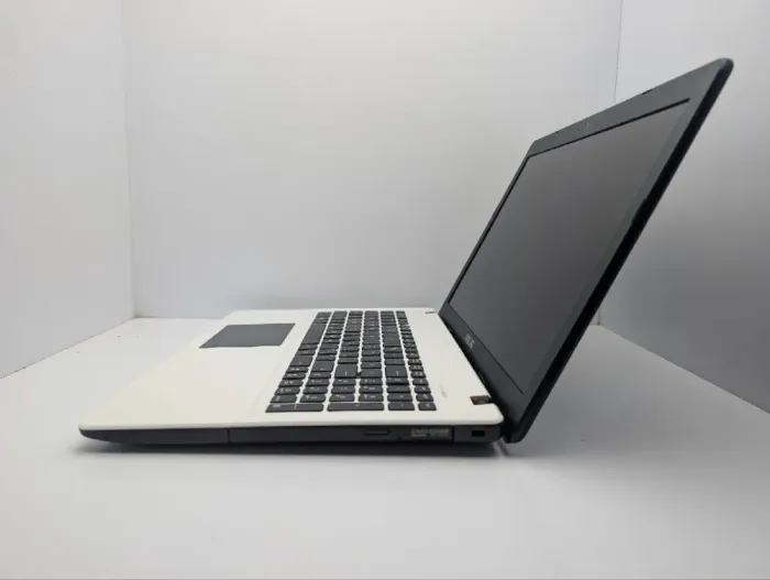 Ноутбук Asus R513C / 15.6" (1366x768) TN / Intel Pentium 2117U (2 ядра по 1.8 GHz) / 6 GB DDR3 / 500 GB HDD / nVidia GeForce 710M, 1 GB GDDR3, 64-bit / WebCam / DVD-ROM б/в - зображення 5