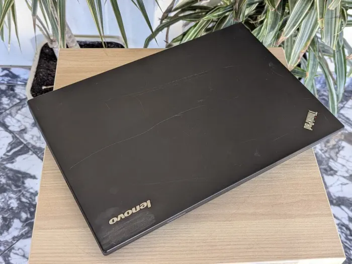 Ноутбук Б-клас Lenovo ThinkPad L450 / 14" (1366x768) TN / Intel Core i3-5005U (2 (4) ядра по 2.0 GHz) / 8 GB DDR3 / 128 GB SSD / Intel HD Graphics 5500 / WebCam / VGA б/в - зображення 3