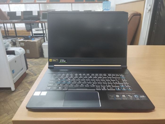 Ігровий ноутбук Acer Predator Triton 500 PT515-52 / 15.6" (1920x1080) IPS / Intel Core i7-10750H (6 (12) ядер по 2.6 - 5.0 GHz) / 16 GB DDR4 / 1000 GB SSD M.2 / nVidia GeForce RTX 2080 Super, 8 GB GDDR6, 256-bit / WebCam / Win 11 Home б/в - зображення 2