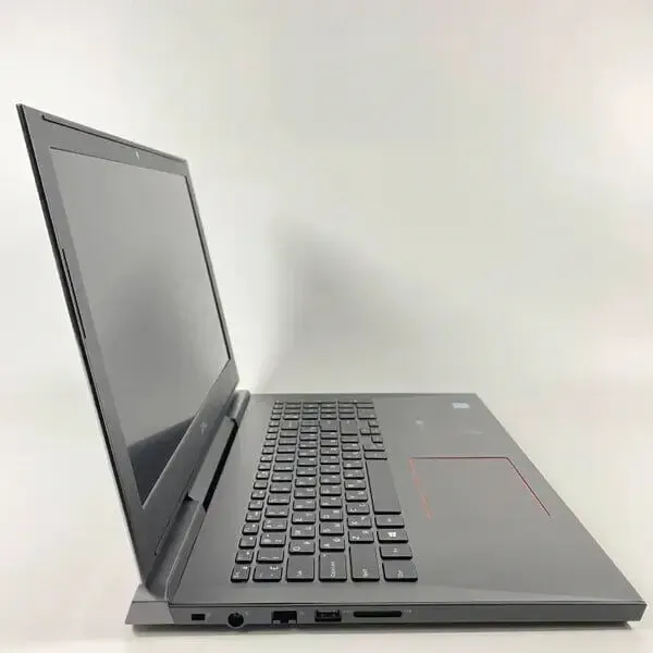 Ігровий ноутбук Б-клас Dell Inspiron 7577 / 15.6" (1920x1080) IPS / Intel Core i7-7700HQ (4 (8) ядра по 2.8 - 3.8 GHz) / 16 GB DDR4 / 128 GB SSD + 1000 GB HDD / nVidia GeForce GTX 1060 Max-Q, 6 GB GDDR5, 192-bit / WebCam / HDMI б/в - зображення 5