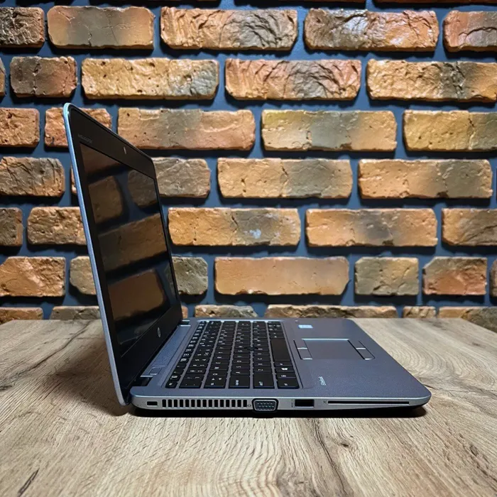 Нетбук Б-клас HP EliteBook 820 G4 / 12.5" (1920x1080) IPS / Intel Core i5-7200U (2 (4) ядра по 2.5 - 3.1 GHz) / 8 GB DDR4 / 512 GB SSD / Intel HD Graphics 620 / WebCam / VGA б/в - зображення 5