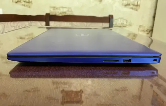 Ноутбук Dell Inspiron 3593 / 15.6" (1920x1080) TN Touch / Intel Core i7-1065G7 (4 (8) ядра по 1.3 - 3.9 GHz) / 8 GB DDR4 / 256 GB SSD / Intel Iris Plus Graphics / WebCam б/в - зображення 7