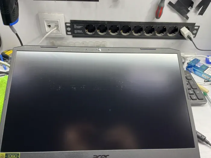 Ігровий ноутбук Б-класу Acer Nitro 5 AN517-51-571H / 17,3" (1920x1080) IPS / Intel Core i5-9300H (4 (8) ядра по 2,4 - 4,1 ГГц) / 16 ГБ DDR4 / 480 ГБ SSD / nVidia GeForce GTX 1650, 4 ГБ GDDR5, 128-біт / WebCam б/в - зображення 8