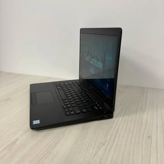 Ультрабук Б-клас Dell Latitude E5470 / 14" (1920x1080) IPS Touch / Intel Core i5-6200U (2 (4) ядра по 2.3 - 2.8 GHz) / 8 GB DDR4 / 128 GB SSD M.2 / Intel HD Graphics 520 / WebCam б/в - зображення 5