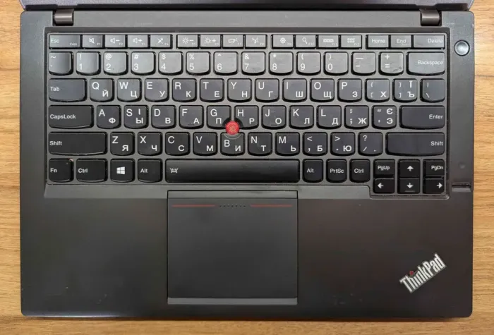 Нетбук Lenovo ThinkPad x240 / 12.5" (1366x768) TN / Intel Core i7-4600U (2 (4) ядра по 2.1 - 3.3 GHz) / 8 GB DDR3 / 240 GB SSD / Intel HD Graphics 4400 / WebCam / TouchID / Windows 10 б/в - зображення 5