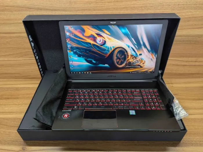 Мобільна робоча станція MSI WS63 / 15.6" (1920x1080) IPS / Intel Core i7-8750H (6 (12) ядер по 2.2 - 4.1 GHz) / 32 GB DDR4 / 1000 GB SSD / nVidia Quadro P3200, 6 GB GDDR5, 192-bit / WebCam / Windows 10 б/в - зображення 8