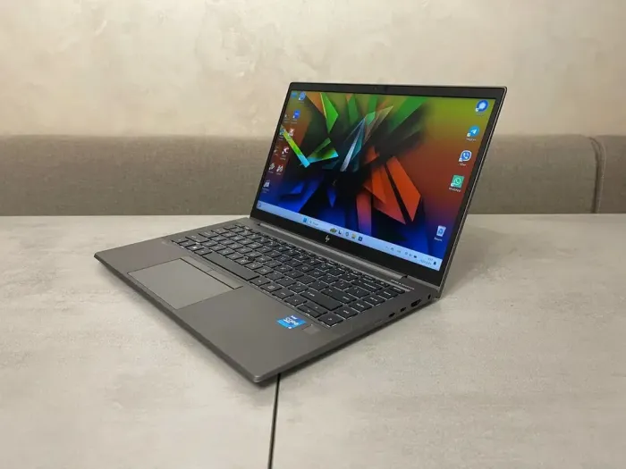 Ультрабук HP ZBook Firefly 14 G8 / 14" (1920x1080) IPS / Intel Core i5-1145G7 (4 (8) ядра по 2.6 - 4.4 GHz) / 16 GB DDR4 / 256 GB SSD M.2 / Intel Iris Xe Graphics / WebCam / Fingerprint / HDMI б/в - зображення 4