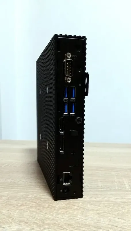 Неттоп Dell WYSE 5070 USFF / Intel Celeron J4105 (4 ядра по 1.5 - 2.5 GHz) / 8 GB DDR4 / 128 GB SSD M.2 / Intel UHD Graphics 600 / 65W / Windows 10 Pro б/в - зображення 3