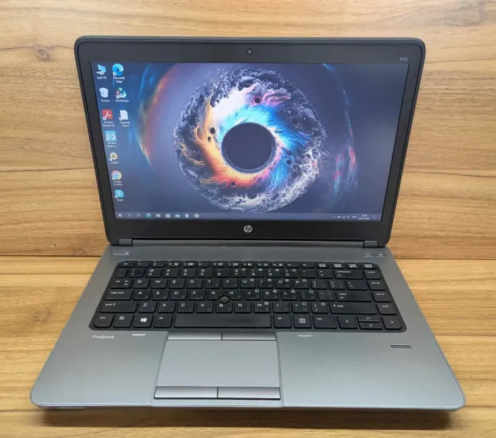 Ноутбук HP ProBook 645 G1 / 14" (1366x768) TN / AMD A10-5750M (4 ядра по 2.5 - 3.5 GHz) / 8 GB DDR3 / 240 GB SSD / AMD Radeon HD 8650G / WebCam / Fingerprint / Windows 10 б/в - зображення 2