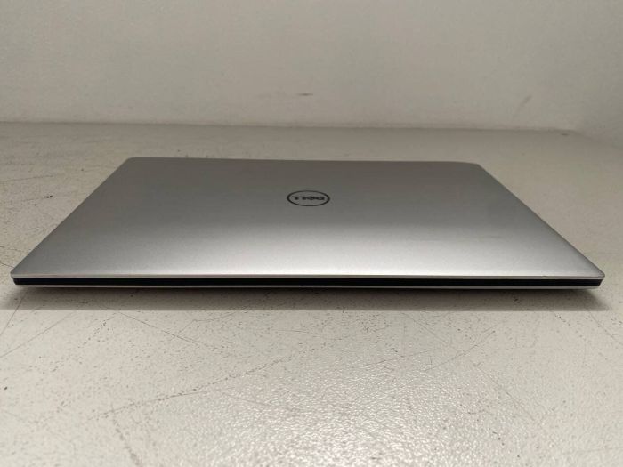 Ультрабук Б-клас Dell XPS 13 9360 / 13.3" (1920x1080) IPS / Intel Core i5-7200U (2 (4) ядра по 2.5 - 3.1 GHz) / 8 GB DDR3 / 256 GB SSD / Intel HD Graphics 620 / WebCam б/в - зображення 4