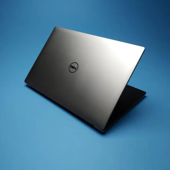 Ігровий ноутбук Dell XPS 15 9550 / 15.6" (1920x1080) IPS / Intel Core i7-6700HQ (4 (8) ядра по 2.6 - 3.5 GHz) / 16 GB DDR4 / 256 GB SSD / nVidia GeForce GTX 960M, 2 GB GDDR5, 128-bit / WebCam / Win 10 Pro б/в - зображення 5