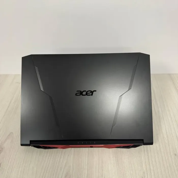 Ігровий ноутбук Б-класу Acer Nitro 5 AN515-45 / 15.6" (1920x1080) IPS / AMD Ryzen 7 5800H (8 (16) ядер по 3.2 - 4.4 GHz) / 16 GB DDR4 / 1000 GB SSD NVMe / nVidia GeForce RTX 3070, 8 GB GDDR6, 256-bit / WebCam б/в - зображення 3