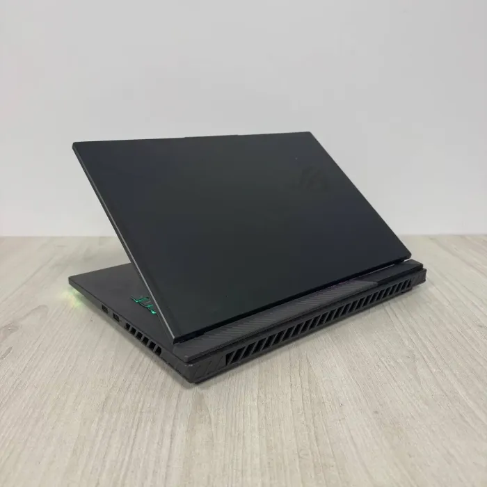 Ігровий ноутбук Б-класу Asus ROG Strix G16 G614JV / 16" (1920x1200) IPS / Intel Core i7-13650HX (14 (20) ядер по 3,6 - 4,9 ГГц) / 16 ГБ DDR5 / 1000 ГБ SSD NVMe / nVidia GeForce RTX 4060, 8 ГБ GDDR6, 128-біт / Веб-камера б/в - зображення 6