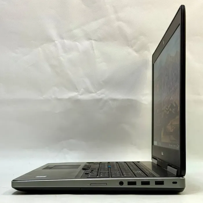 Мобільна робоча станція Dell Precision 7510 / 15,6" (1920x1080) IPS / Intel Core i7-6820HQ (4 (8) ядра по 2,7 - 3,6 ГГц) / 32 ГБ DDR4 / 512 ГБ SSD / AMD FirePro W5170M, 2 ГБ GDDR5, 128-біт / WebCam / Windows 10 Pro б/в - зображення 6