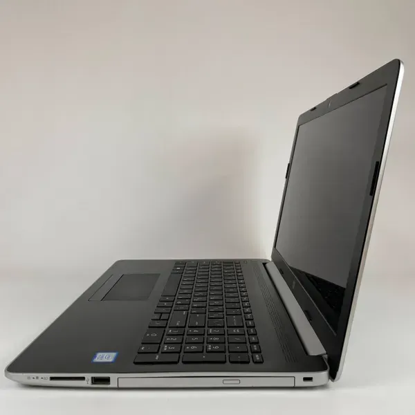 Ноутбук Б-клас HP Pavilion 15-du0 / 15.6" (1366x768) TN Touch / Intel Core i5-8250U (4 (8) ядра по 1.6 - 3.4 GHz) / 16 GB DDR4 / 256 GB SSD / Intel UHD Graphics 620 / WebCam / HDMI б/в - зображення 5