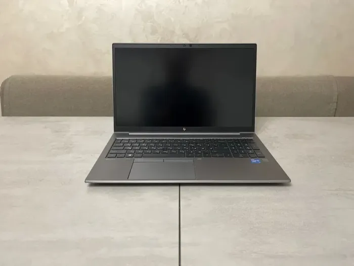 Ультрабук HP ZBook Firefly 15 G8 / 15.6" (1920x1080) IPS / Intel Core i7-1185G7 (4 (8) ядра по 3.0 - 4.8 GHz) / 16 GB DDR4 / 256 GB SSD M.2 / Intel Iris Xe Graphics / WebCam / Fingerprint / HDMI / 4G LTE б/в - зображення 5