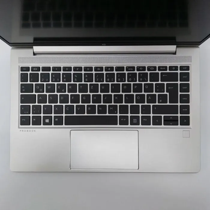 Ультрабук HP ProBook 445 G8 / 14" (1920x1080) IPS / AMD Ryzen 5 5600U (6 (12) ядер по 2.3 - 4.2 GHz) / 16 GB DDR4 / 256 GB SSD / Radeon Vega 7 Graphics / WebCam б/в - зображення 4