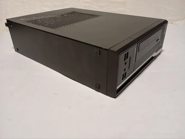 Комплект ПК Б-клас: Acer Veriton X2632G SFF / Intel Core i3-4150 (2 (4) ядра по 3.5 GHz) / 8 GB DDR3 / 320 GB HDD / Intel HD Graphics 4400 / DVD-RW + Монітор Philips 223V5L / 22" (1920x1080) TN / 1x VGA / VESA 100x100 б/в - зображення 4