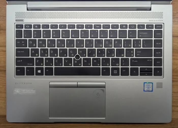 Ультрабук HP EliteBook 840 G5 / 14" (1920x1080) IPS / Intel Core i7-8650U (4 (8) ядра по 1.9 - 4.2 GHz) / 16 GB DDR4 / 480 GB SSD / Intel UHD Graphics 620 / WebCam / TouchID / Windows 10 б/в - зображення 3