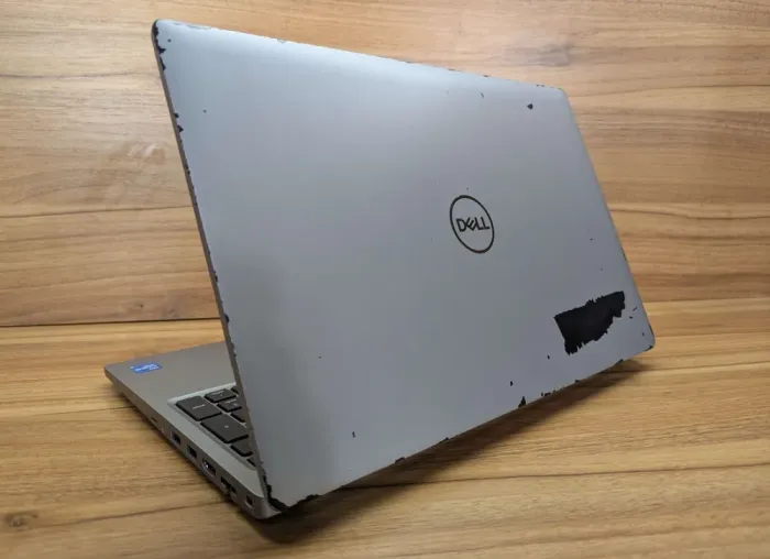 Ультрабук Б-клас Dell Precision 3560 / 15.6" (1920x1080) IPS / Intel Core i5-1145G7 (4 (8) ядра по 2.6 - 4.4 GHz) / 8 GB DDR4 / 256 GB SSD / Intel Iris Xe Graphics / WebCam / Windows 11 б/в - зображення 7