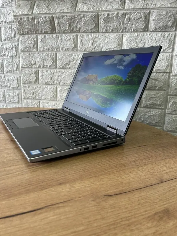 Мобільна робоча станція Dell Precision 7540 / 15.6" (1920x1080) IPS / Intel Core i5-9400H (4 (8) ядра по 2.5 - 4.3 GHz) / 32 GB DDR4 / 256 GB SSD / nVidia Quadro T2000, 4 GB GDDR5, 128-bit / WebCam б/в - зображення 5