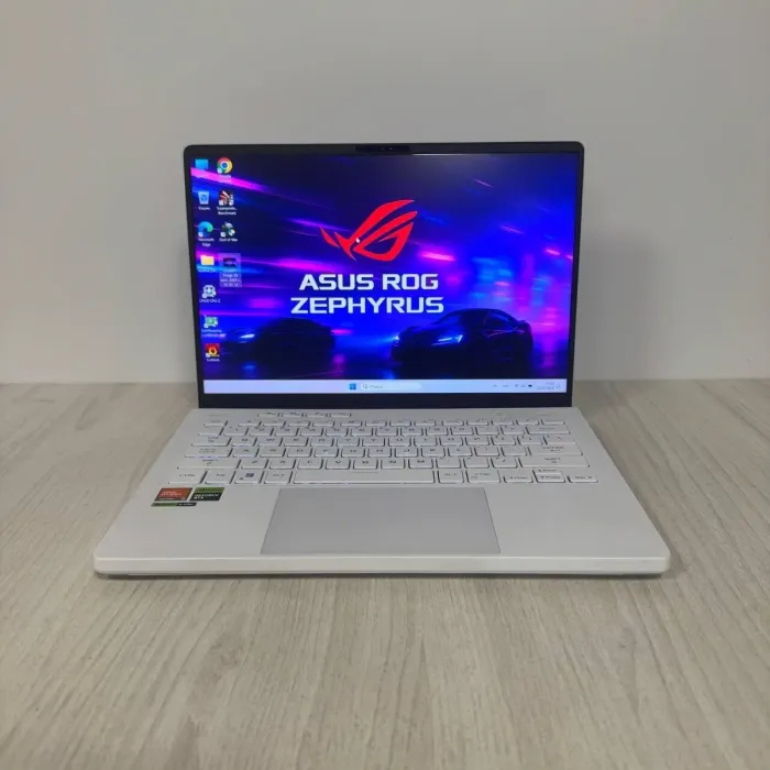 Ігровий ультрабук Asus ROG Zephyrus G14 GA402XV White / 14" (2560x1600) IPS / AMD Ryzen 9 7940HS (8 (16) ядер по 4,0 - 5,2 ГГц) / 32 ГБ DDR5 / 1000 ГБ SSD NVMe / nVidia GeForce RTX 4060, 8 ГБ GDDR6, 128-біт / Веб-камера б/в - изображение 2