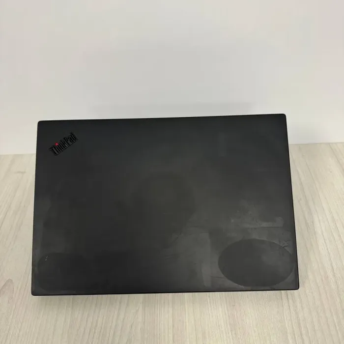 Мобільна робоча станція Б-класу Lenovo ThinkPad P15 Gen 1 / 15.6" (1920x1080) IPS / Intel Core i7-8850H (6 (12) ядер по 2,6 - 4,3 ГГц) / 16 ГБ DDR4 / 256 ГБ SSD NVMe / nVidia Quadro P1000, 4 ГБ GDDR5, 128-біт / WebCam б/в - зображення 3