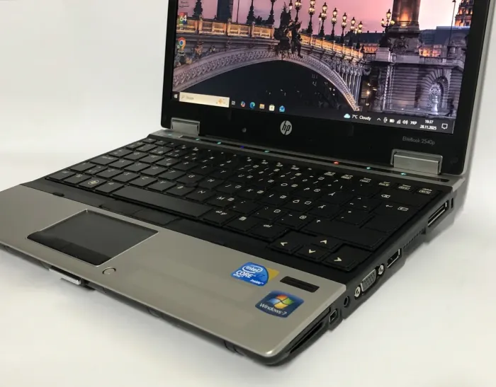 Нетбук Б-клас HP Elitebook 2540p / 12.1" (1280x800) TN / Intel Core i7-640LM (2 (4) ядра по 2.13 - 2.93 GHz) / 6 GB DDR3 / 80 GB SSD / Intel HD Graphics / WebCam / Посилена батарея б/в - зображення 9