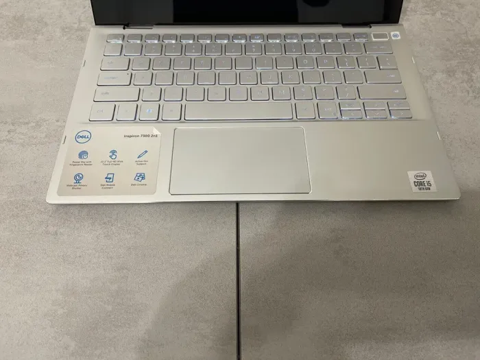 Ноутбук-трансформер Dell Inspiron 7300 2-in-1 / 13.3" (1920x1080) IPS Touch / Intel Core i5-10210U (4 (8) ядер по 1.6 - 4.2 GHz) / 8 GB DDR4 / 32 GB SSD M.2 + 512 GB SSD M.2 / Intel UHD Graphics / WebCam б/в - зображення 4