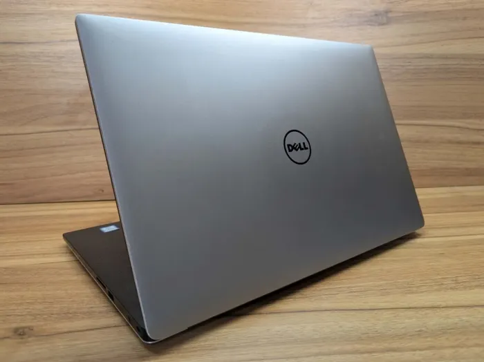 Мобільна робоча станція Б-клас Dell Precision 5520 / 15.6" (1920x1080) IPS / Intel Xeon E3-1505M v6 (4 (8) ядра по 3.0 - 4.0 GHz) / 32 GB DDR4 / 512 GB SSD / nVidia Quadro M1200, 4 GB GDDR5, 128-bit / Windows 10 б/у - зображення 7