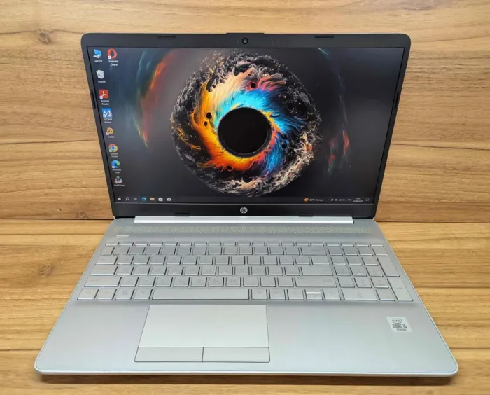 Ультрабук Б-клас HP 15-dw2658cl / 15.6" (1920x1080) IPS / Intel Core i5-1035G1 (4 (8) ядра по 1.0 - 3.6 GHz) / 16 GB DDR4 / 512 GB SSD / Intel UHD Graphics / WebCam / Windows 10 б/в - зображення 2