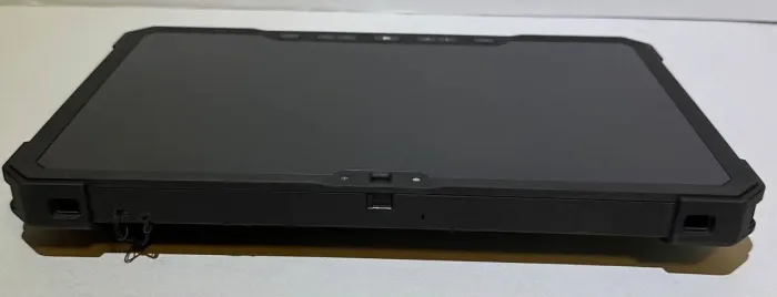 Захищений планшет Dell Latitude 7212 Rugged Extreme / 11,6'' (1920x1080) IPS / Intel Core i5-7300U (2 (4) ядра по 2,6 - 3,5 ГГц) / 8 ГБ DDR3 / 256 ГБ SSD / Intel HD Graphics 620 / WebCam б/в - зображення 9