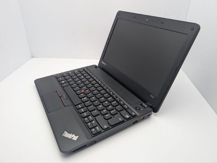 Нетбук Б-клас Lenovo ThinkPad X121e / 12.1" (1366x768) TN / AMD E-450 (2 ядра по 1.65 GHz) / 6 GB DDR3 / 120 GB SSD / AMD Radeon HD 6320 Graphics / WebCam / АКБ не тримає б/в - зображення 7
