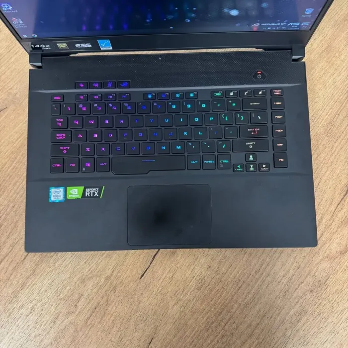 Ігровий ноутбук Б-клас Asus ROG Zephyrus GU502GV / 15.6" (1920x1080) IPS / Intel Core i7-9750H (6 (12) ядер по 2.6 - 4.5 GHz) / 16 GB DDR4 / 512 GB SSD / nVidia GeForce RTX 2060, 6 GB GDDR6, 192-bit / WebCam б/в - зображення 7