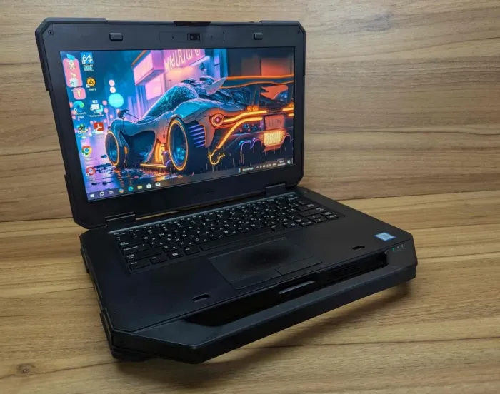 Захищений ноутбук Dell Latitude 14 Rugged 5414 / 14" (1920x1080) IPS / Intel Core i5-6300U (2 (4) ядра по 2.4 - 3.0 GHz) / 8 GB DDR4 / 256 GB SSD / Intel HD Graphics 520 / WebCam / Windows 10 б/в - зображення 4