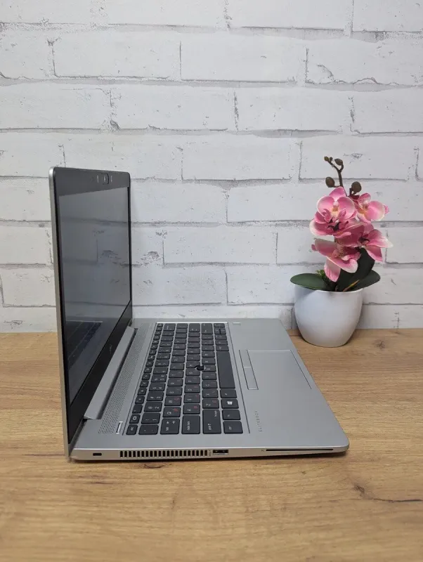 Ультрабук HP EliteBook 735 G6 / 14" (1920x1080) TN / AMD Ryzen 5 Pro 3500U (4 (8) ядра по 2.1 - 3.7 GHz) / 16 GB DDR4 / 256 GB SSD / AMD Radeon RX Vega 8 Graphics / WebCam б/в - зображення 5