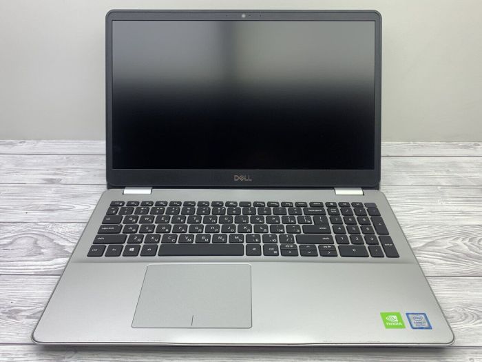 Ноутбук Dell Inspiron 15 5584 / 15.6" (1920x1080) IPS / Intel Core i7-8565U (4 (8) ядер по 1.8 - 4.6 GHz) / 8 GB DDR4 / 240 GB SSD + 750 GB HDD / nVidia GeForce MX130, 2 GB GDDR5, 64-bit / WebCam б/в - зображення 2
