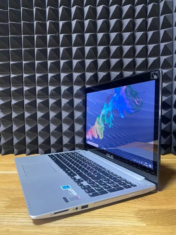 Ігровий ноутбук Б-клас Asus S551L / 15.6" (1920x1080) TN Touch / Intel Core i7-4710HQ (4 (8) ядра по 2.5 - 3.5 GHz) / 12 GB DDR3 / 128 GB SSD / nVidia GeForce GTX 850M, 2 GB GDDR3, 128-bit / WebCam / DVD-ROM б/в - зображення 4