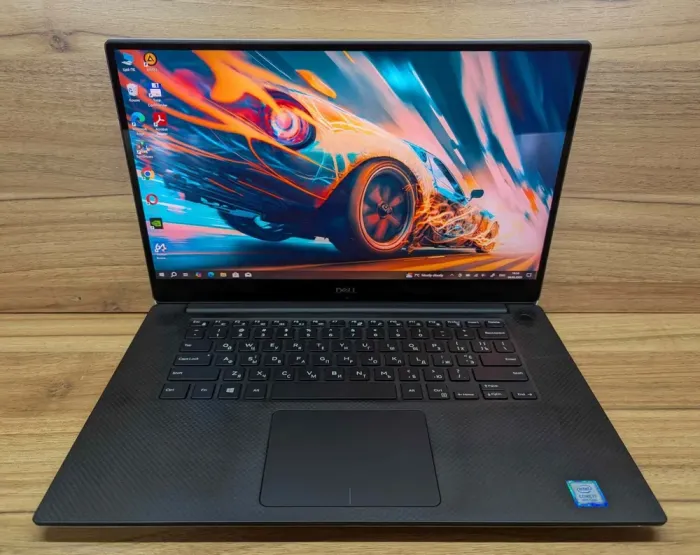 Ігровий ноутбук Dell XPS 15 9570 / 15.6" (3840x2160) IPS Touch / Intel Core i7-8750H (6 (12) ядер по 2.2 - 4.1 GHz) / 16 GB DDR4 / 512 GB SSD / nVidia Geforce GTX 1050, 4 GB GDDR5, 128-bit / HDMI / Windows 10 б/в - зображення 2