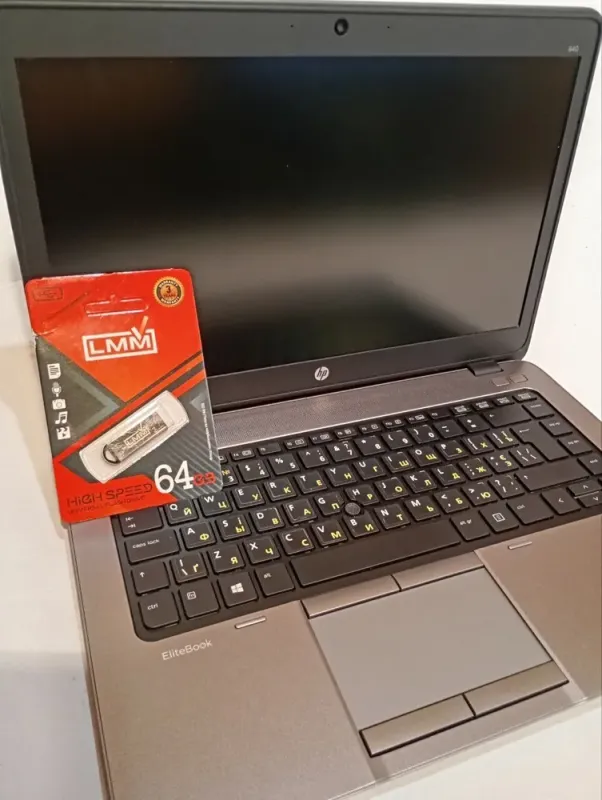 Ультрабук Б-клас HP EliteBook 840 G1 / 14" (1366x768) TN / Intel Core i5-4210U (2 (4) ядра по 1.7 - 2.7 GHz) / 8 GB DDR3 / 120 GB SSD / Intel HD Graphics 4400 / WebCam / Без АКБ б/в - зображення 10