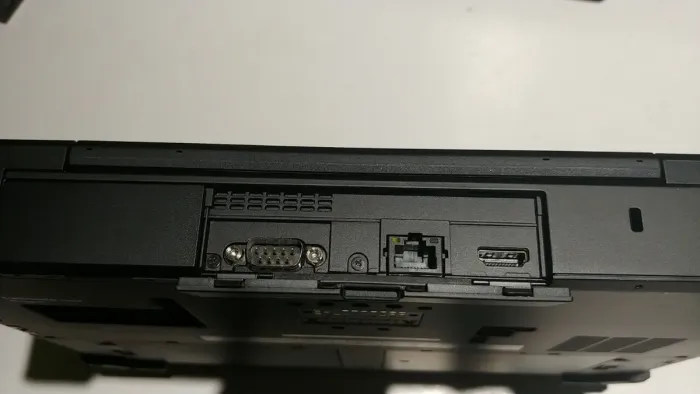 Захищений ноутбук Dell Latitude 5424 Rugged / 14" (1920x1080) IPS / Intel Core i5-8350U (4 (8) ядра по 1.7 - 3.6 GHz) / 16 GB DDR4 / 256 GB SSD M.2 / Intel UHD Graphics 620 / WebCam б/в - зображення 3