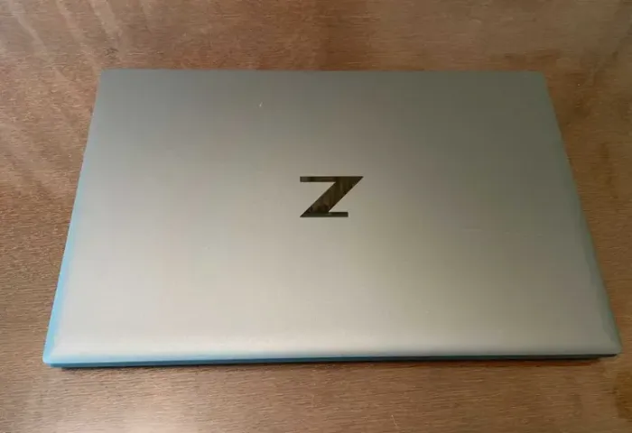 Ноутбук HP ZBook Firefly 15 G7 / 15.6" (1920x1080) IPS / Intel Core i7-10610U (4 (8) ядра по 1.8 - 4.9 GHz) / 16 GB DDR4 / 512 GB SSD / Intel UHD Graphics for 10th Generation / WebCam б/в - зображення 3