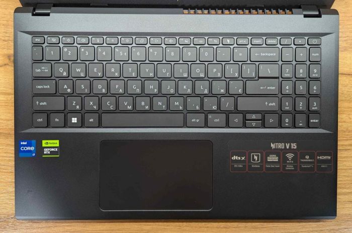 Ігровий ноутбук Acer Nitro V15 ANV15-51 / 15.6" (1920x1080) IPS / Intel Core i7-13620H (10 (16) ядер по 3,6 - 4,9 ГГц) / 16 ГБ DDR5 / 1000 ГБ SSD / nVidia GeForce RTX 4060, 8 ГБ GDDR6, 128-bit / WebCam / Windows 11 б/в - зображення 3