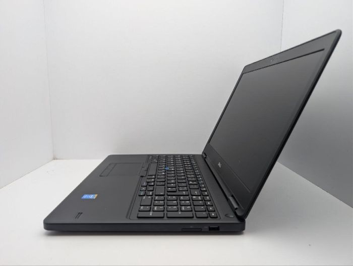 Ноутбук Dell Latitude E5550 / 15.6" (1920x1080) IPS / Intel Core i5-5300U (2 (4) ядра по 2.3 - 2.9 GHz) / 8 GB DDR3 / 240 GB SSD / nVidia GeForce 830M, 2 GB GDDR3, 64-bit / WebCam б/в - зображення 5