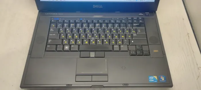 Ноутбук Dell Latitude E6510 / 15.6" (1920x1080) TN / Intel Core i7-640M (2 (4) ядра по 2.8 - 3.46 GHz) / 8 GB DDR3 / 256 GB SSD / nVidia NVS 3100M, 512 MB GDDR3, 64-bit / WebCam / DVD-ROM б/в - зображення 3