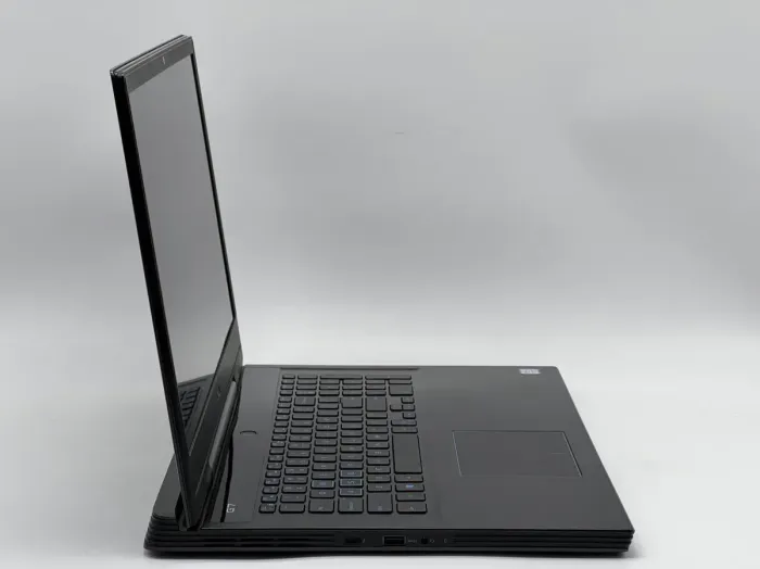 Ігровий ноутбук Dell Inspiron G7 7790 / 17,3" (1920x1080) IPS / Intel Core i7-9750H (6 (12) ядра по 2,6 - 4,5 ГГц) / 16 ГБ DDR4 / 960 ГБ SSD + 1000 ГБ HDD / nVidia GeForce RTX 2060, 6 ГБ GDDR6, 192-bit / WebCam / HDMI б/в - зображення 3