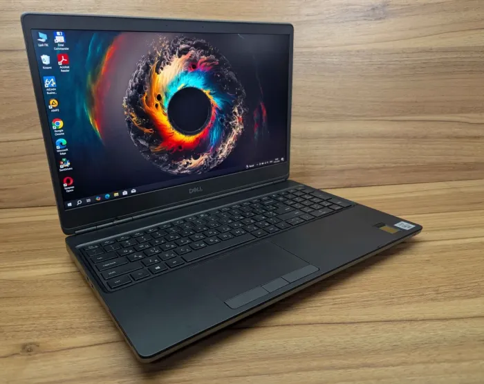 Мобільна робоча станція Dell Precision 7550 / 15.6" (1920x1080) IPS / Intel Core i5-10400H (4 (8) ядра по 2.6 - 4.6 GHz) / 16 GB DDR4 / 480 GB SSD / nVidia Quadro T2000, 4 GB GDDR5, 128-bit / Fingerprint / Windows 10 б/в - зображення 4