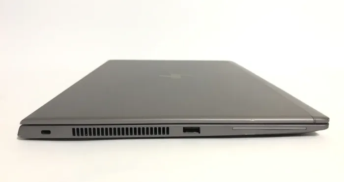 Ультрабук Б-клас HP ZBook 14u G5 / 14" (1920x1080) IPS / Intel Core i7-8650U (4 (8) ядра по 1.9 - 4.2 GHz) / 16 GB DDR4 / 512 GB SSD NVMe / AMD Radeon Pro WX 3100, 2 GB GDDR5, 128-bit / WebCam / Win 10 Pro б/в - зображення 4