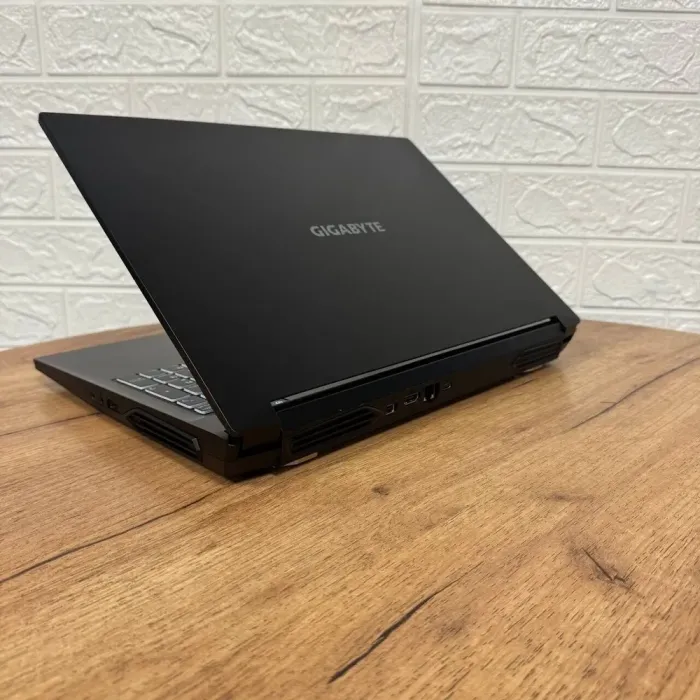 Ігровий ноутбук Б-клас Gigabyte A5 K1 / 15.6" (1920x1080) IPS / AMD Ryzen 5 5600H (6 (12) ядер 3.3 - 4.2 GHz) / 16 GB DDR4 / 512 GB SSD / nVidia GeForce RTX 3060, 6 GB GDDR6, 192-bit / WebCam б/в - зображення 6