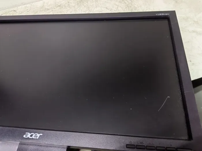 Монітор Б-клас Acer V193HQV/19" (1366x768) TN/VGA + кабелі в комплекті б/в - зображення 2